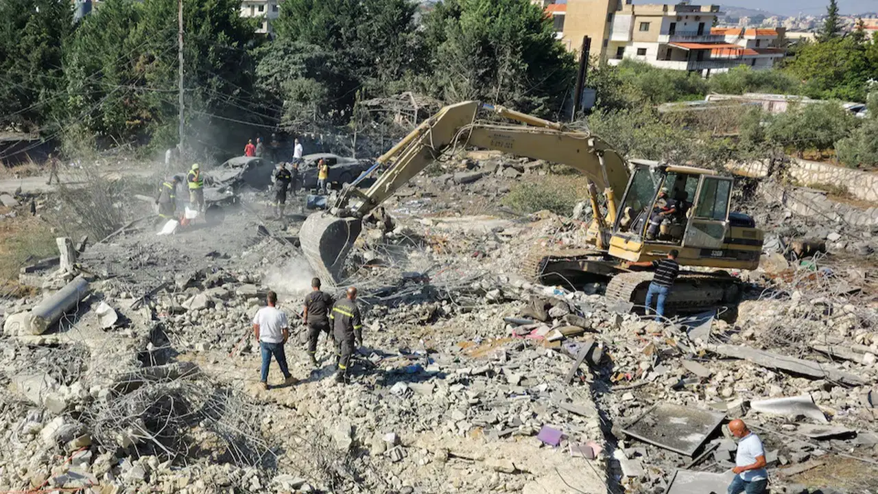 İsrail Lübnan’ın güneyini vurdu: 2’si çocuk 11 kişi hayatını kaybetti