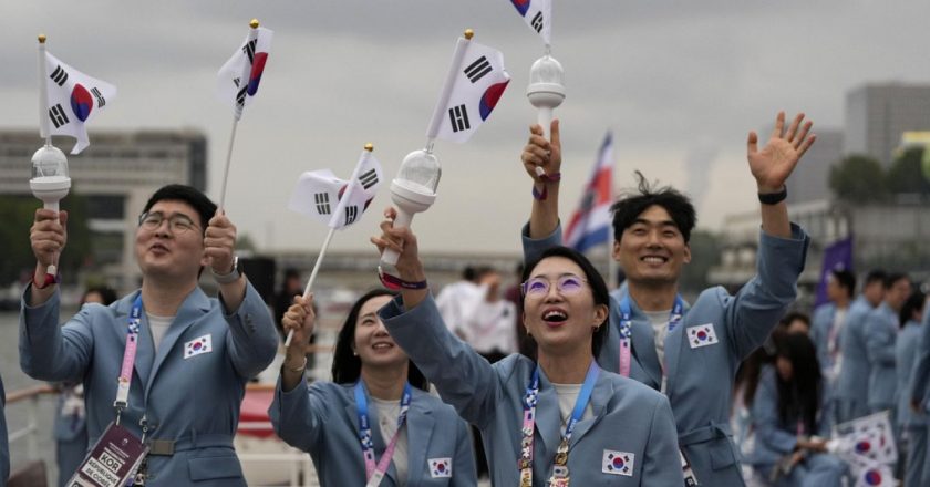 Güney Koreli sporcular Paris 2024’te “Kuzey Koreliler” olarak tanıtıldı