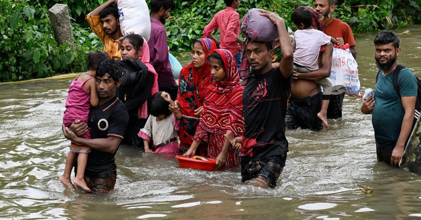 Hindistan ve Bangladeş’teki selde en az 36 kişi hayatını kaybetti