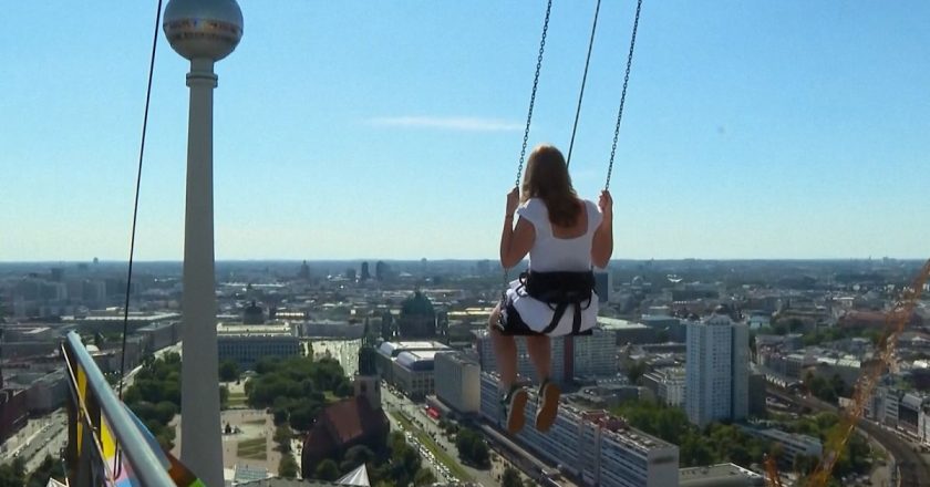 Video.  Berlin’in yeni cazibesi: Avrupa’nın en yüksek salınımı