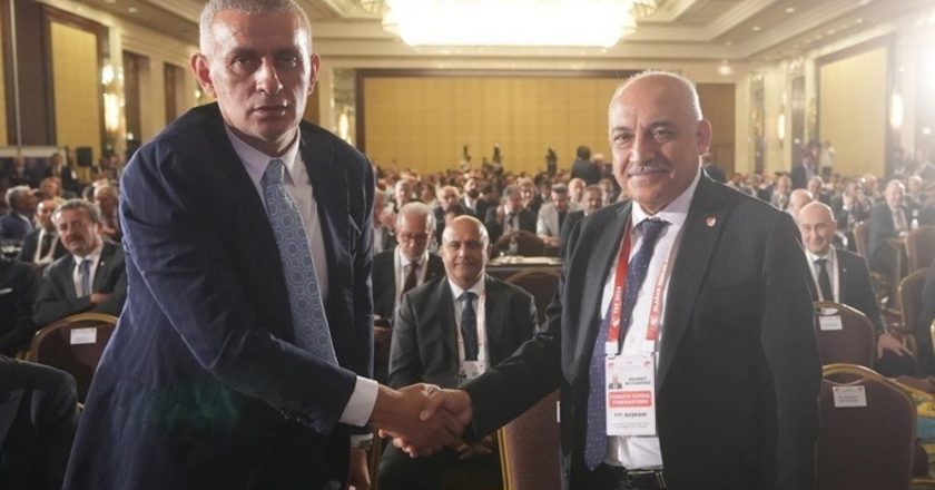 İbrahim Hacıosmanoğlu’nun yolsuzluk iddialarına Mehmet Büyükekşi’den yanıt! – En güncel spor haberleri