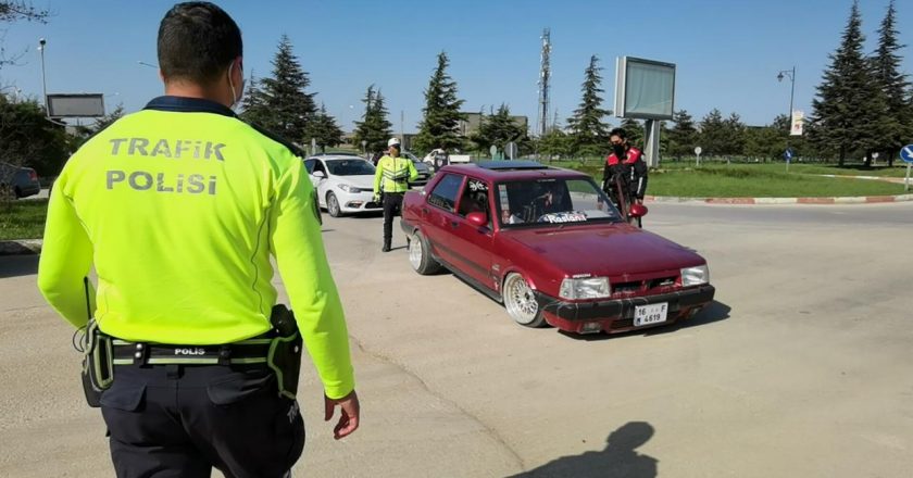 Isparta’da kaçak avcılığa karışan 6 kişiye 49 bin 524 lira para cezası