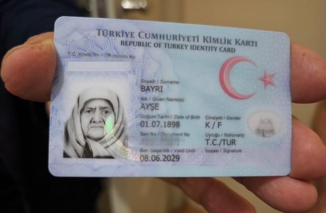 3 Sultan, 127 -Yaşlı -Amanyali 'Ayşe Nine' Ölen 3