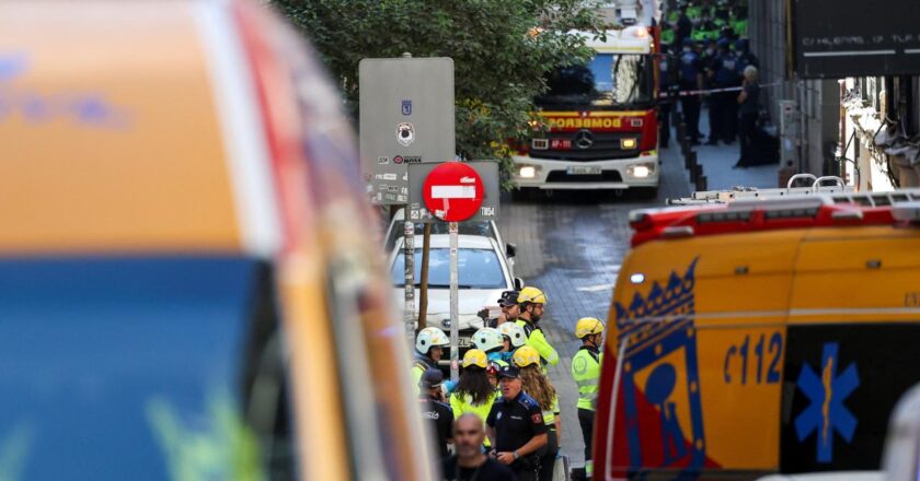 İspanya’da bir bina çöktü: 2 ölü, 10 yaralı