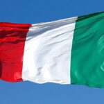 İtalya’da bir adam ölmüş annesinin emekli maaşı için kılık değiştirdi