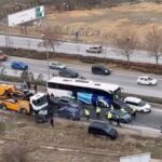 Vinç kazası: 13 araca çarptı, ortalık savaş alanı gibi!